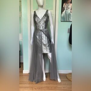 10 Allure Silver Sequin Bridesmaid Pageant Fun Fashion Cocktail Overskirt Dress